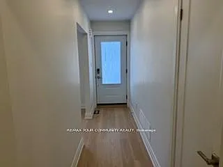 130 Simcoe Rd #MAIN — Photo 3
