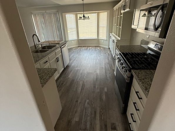2422 Campania Dr