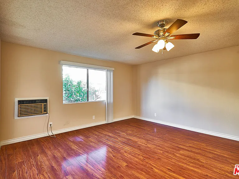820 S Saint Andrews Pl #203 — Photo 20