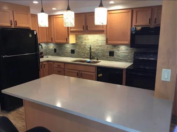 11522 Chamonix Rd, Truckee, CA 96161