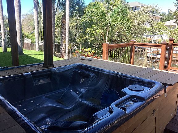 3rd image of 4870 Blue Jay Cir