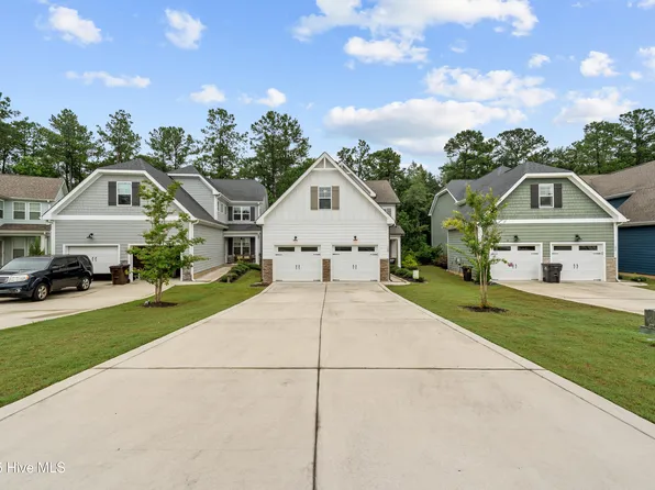108 Spruce Hollow Circle, Spring Lake, NC 28390