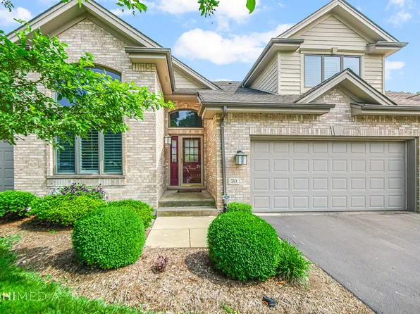 70 W Deer Haven Ct, Crete, IL 60417