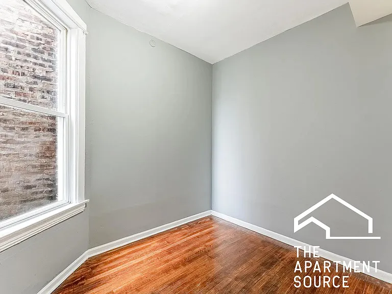 1426 S Avers Ave #2 — Photo 9