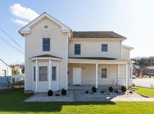 556 N Delphine Ave APT 3, Waynesboro, VA 22980