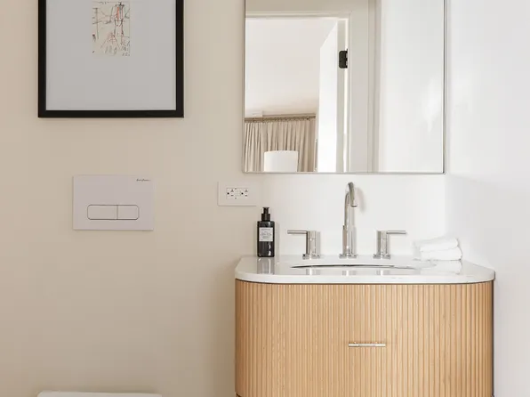 668 Baltic Street image 20 of 21