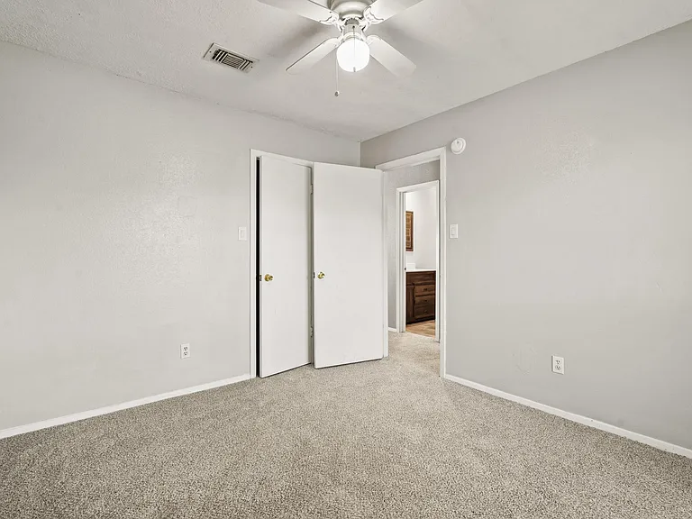 3877 Pecan Cir — Photo 13