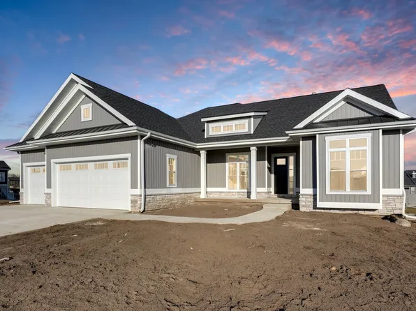 2008 Paris Ln, Cottage Grove, WI 53527