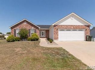 509 Cobblestone Ct, Farmington, MO 63640
