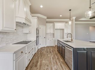 162 Breeders Dr, Willow Park, TX 76087