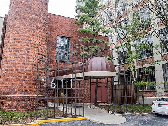 2nd image of 611 N Park Ave APT 310