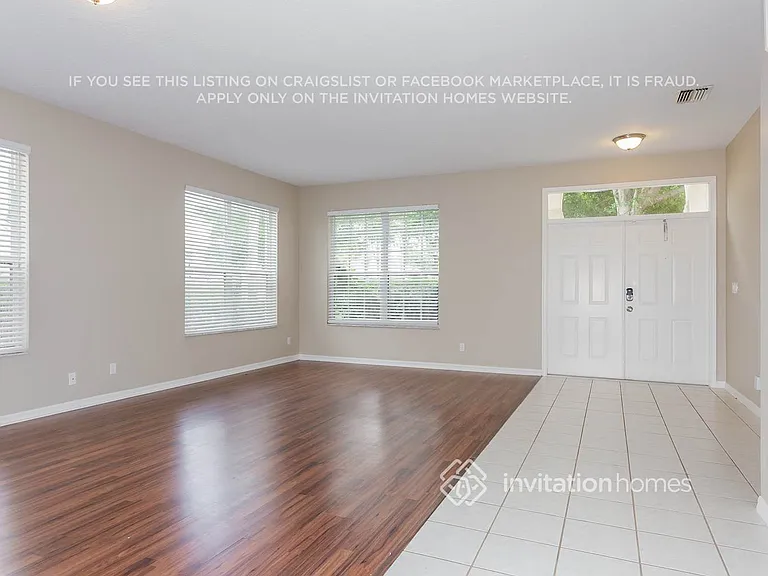 7729 Cedar Hurst Ct — Photo 4