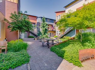 4321 SE Division St UNIT D, Portland, OR 97206