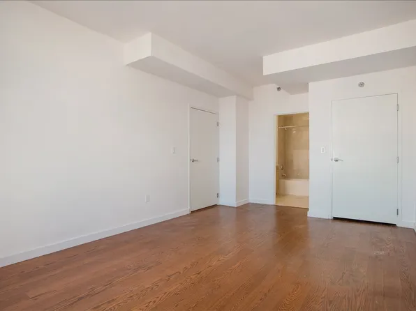 40-26 College Point Boulevard image 6 of 18