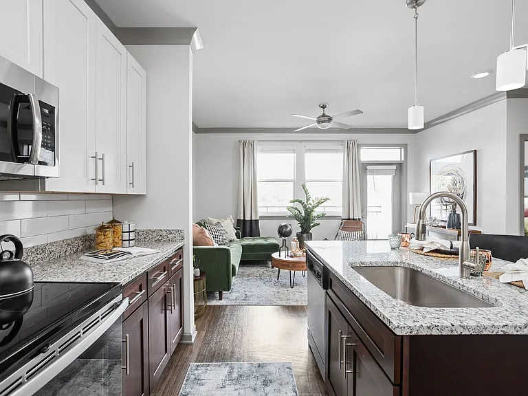 The Otis at Fort Ben Apartments — Photo 40