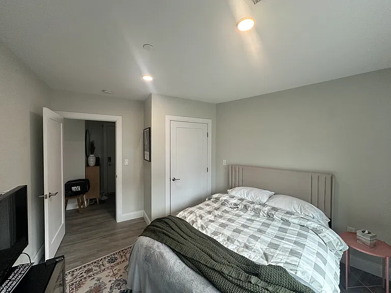 200-204 Old Colony Ave #401 — Photo 10