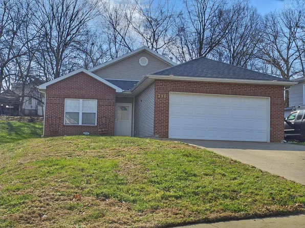 210 W Spring St, Boonville, MO 65233