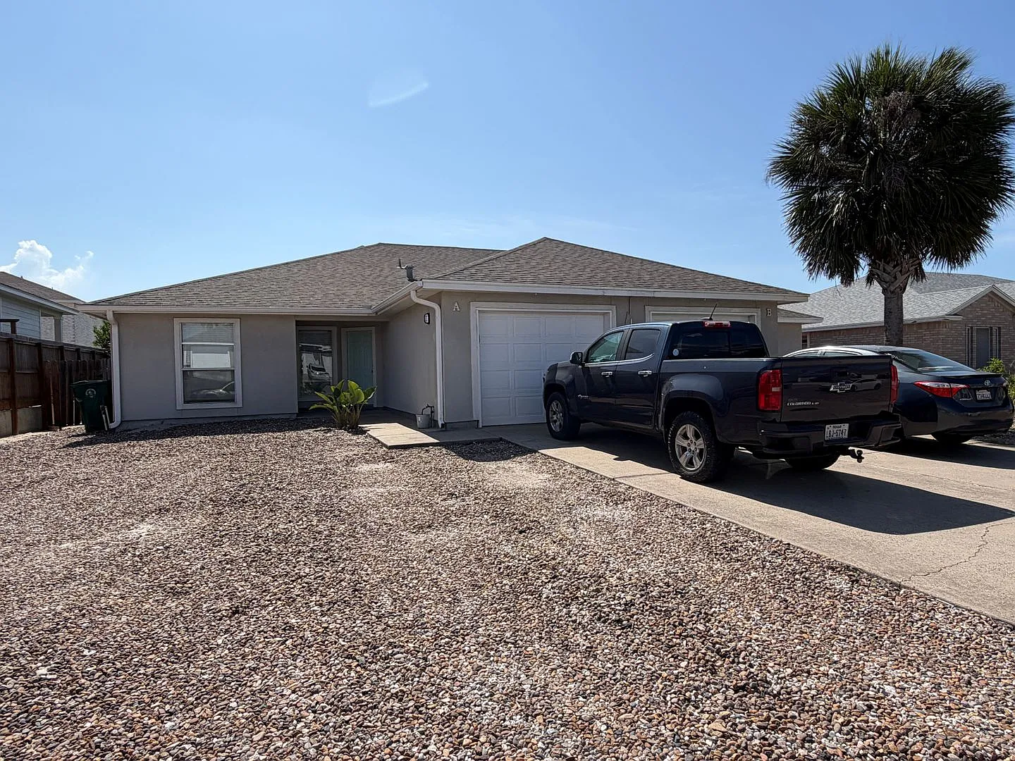 Three Bedrooms Two Bath One Story Duplex — Photo 1