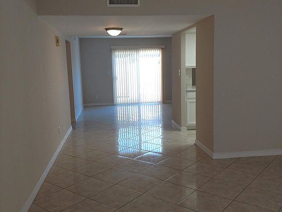 2nd image of 5746 N 44th Ave