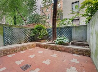 221 W 70th St APT 1, New York, NY 10023