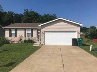 1616 Twelve Oaks Pl, Pevely, MO 63070