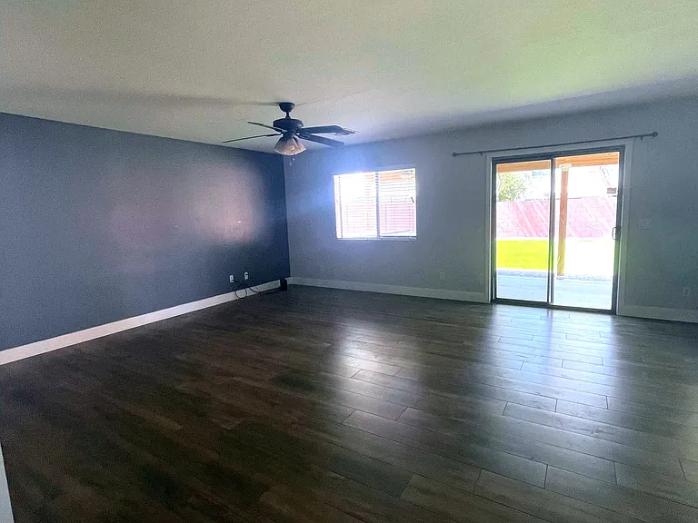 3852 W Belle Ave — Photo 7