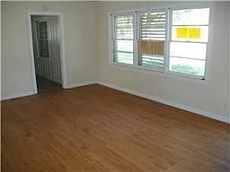 4th image of 531 20th Ave N