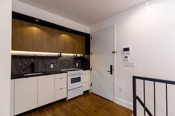 Rented by Nooklyn NYC LLC | media 78