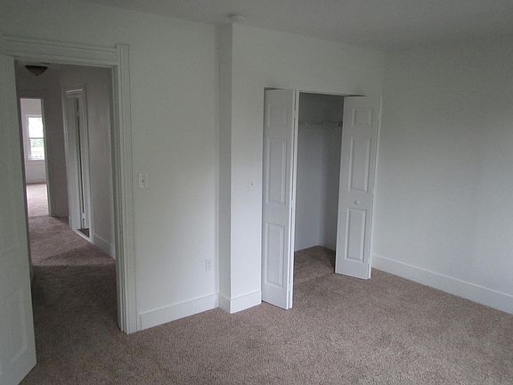 5th image of 3105 Woodbridge Ave