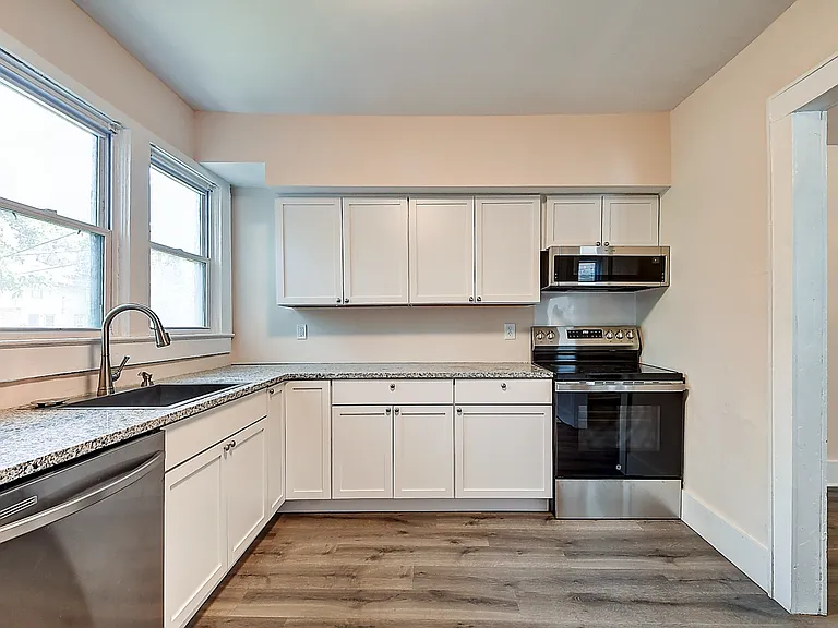2935 N Delaware St — Photo 12