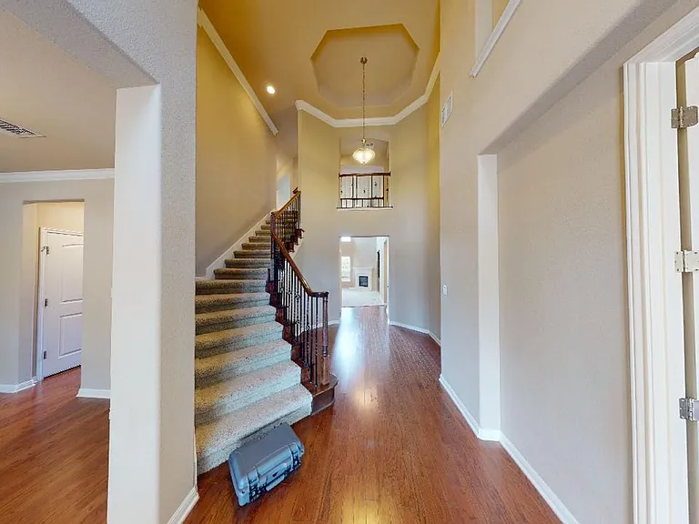 5705 Lipan Apache Bnd — Photo 3