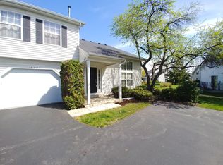 547 East Ave, Streamwood, IL