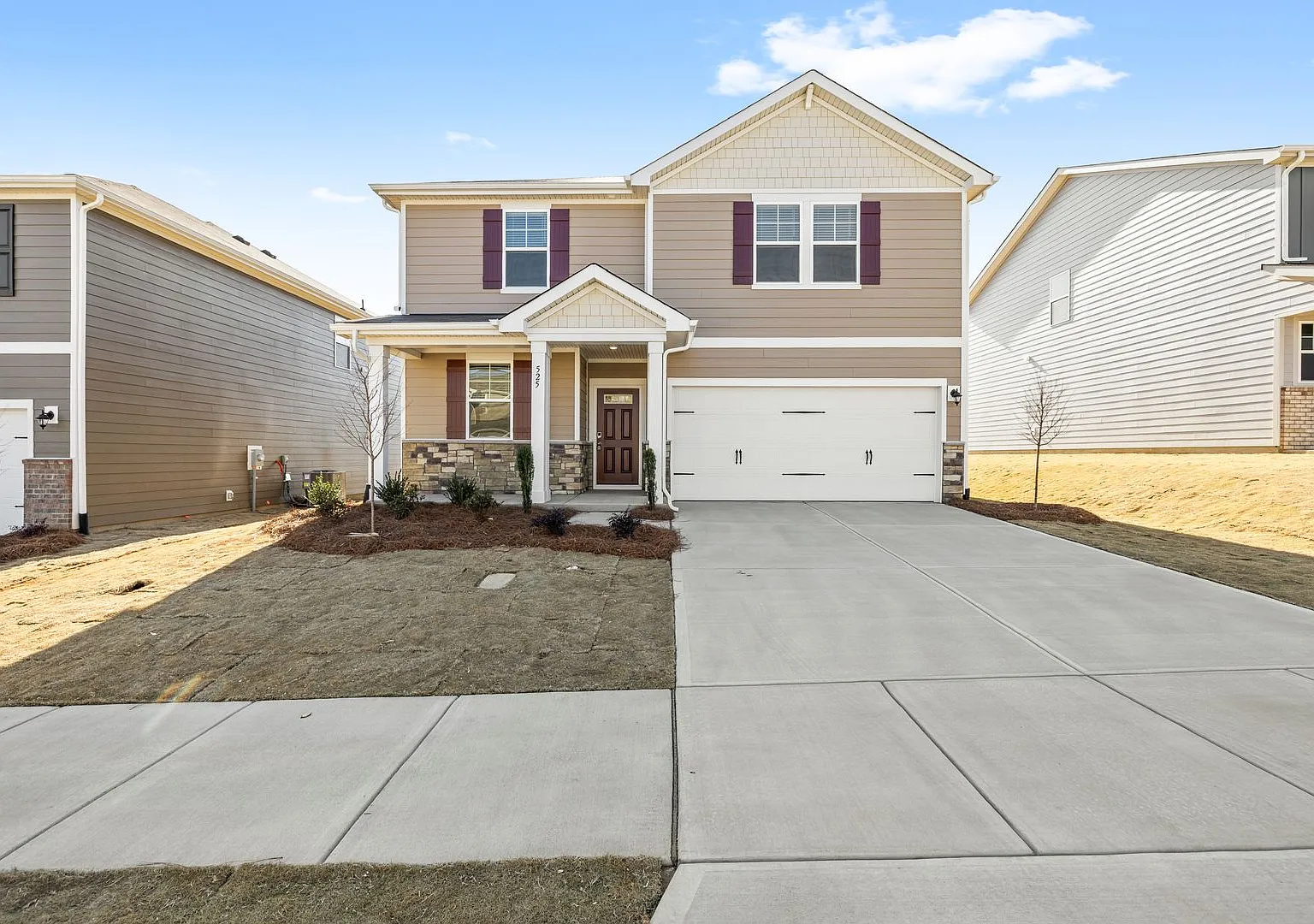 4BR/2.5BA Single Family Home in Blue Sky Meadows — Photo 1