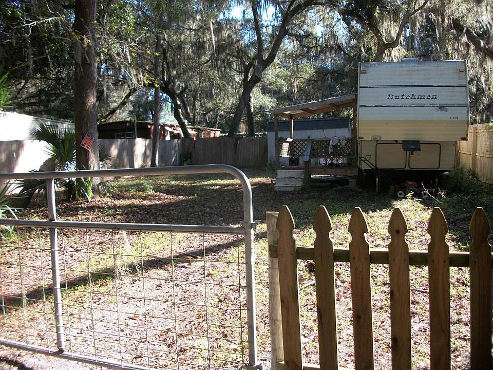 1st image of 104 Dowda Cir