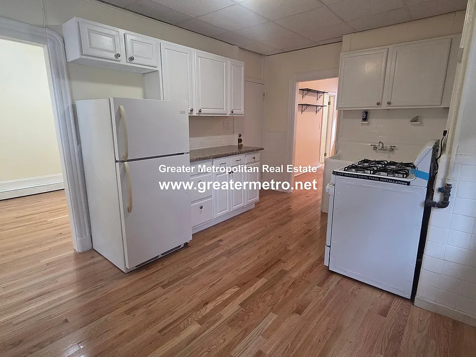 1 Unity St #2R