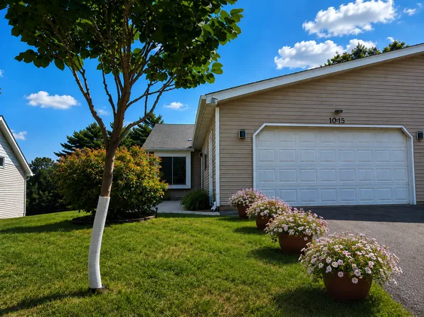 1015 Poplar St, Northfield, MN 55057