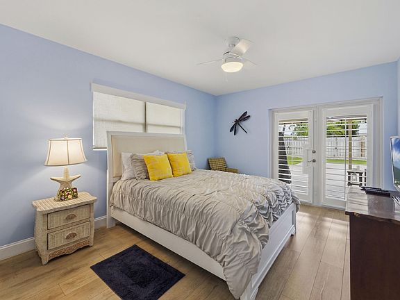 4th image of 1205 Dolphin Road