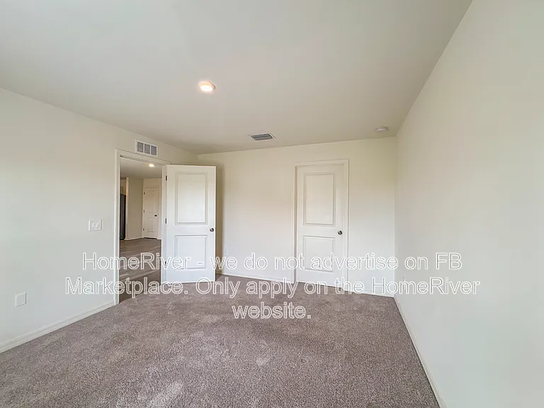 1822 NW 27th Ter — Photo 14