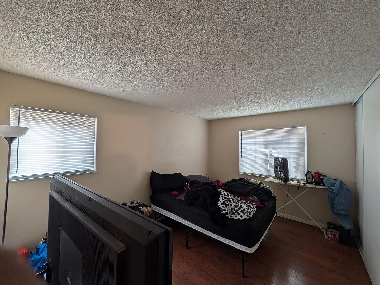 Ground-Level 2-Bedroom Condo in Aurora — Photo 3