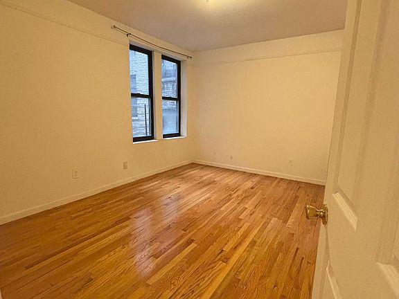 5th image of 10 Cooper St APT 2K
