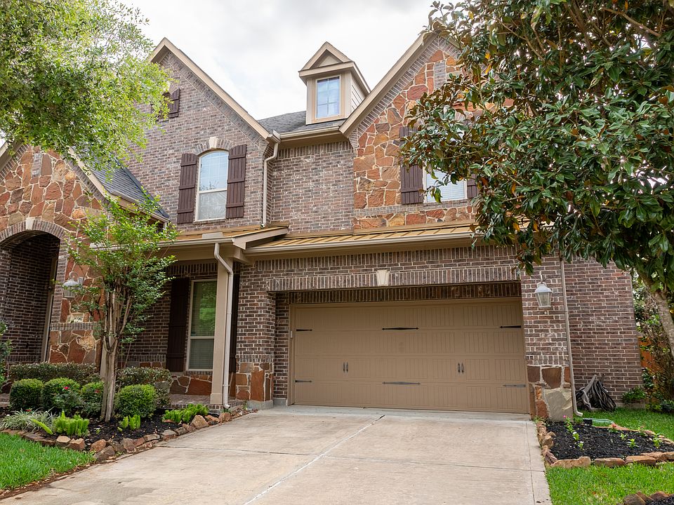 1st image of 10406 Radcliff Lake Dr