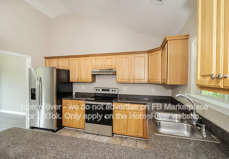 5037 Kens Ct — Photo 9