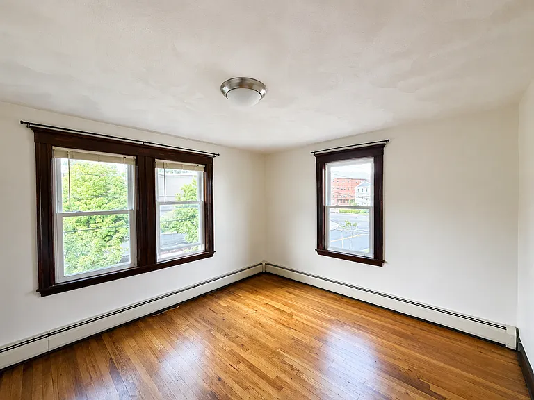 12 Brook Rd #2L — Photo 6