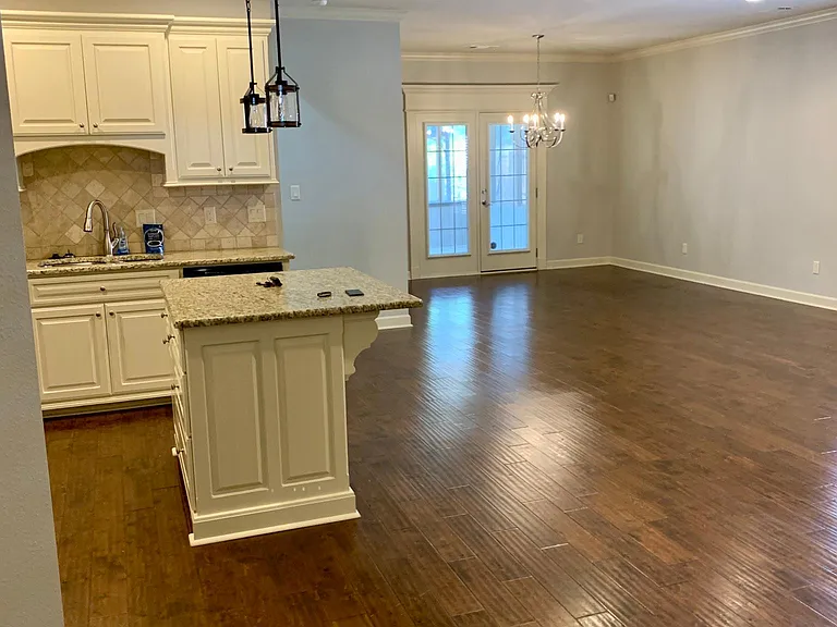 215 Nantucket Loop — Photo 11