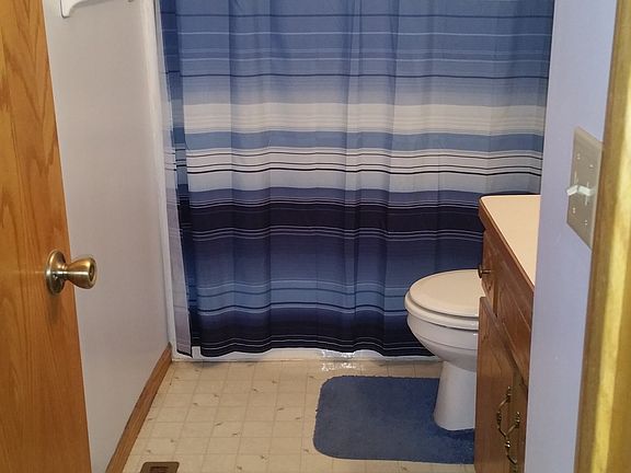 5th image of 23693 Dakotah St NW