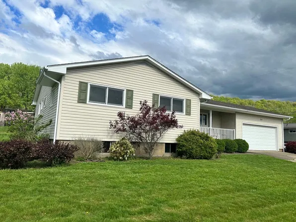 160 Paddock Green Drive, New Martinsville, WV 26155