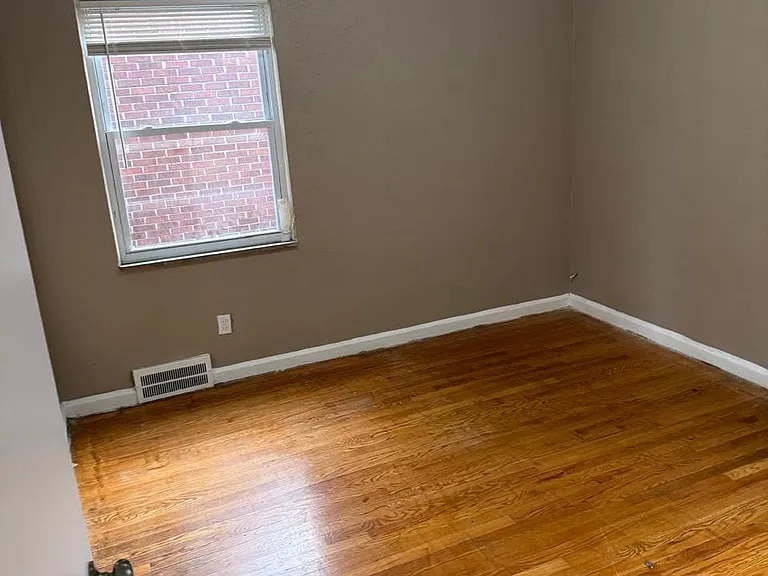 8331 Whitcomb St — Photo 6