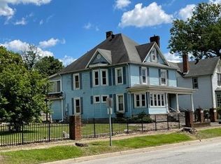 403 N Main St, Salem, IN