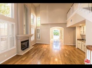 16644 Oak View Ct, Encino, CA 91436