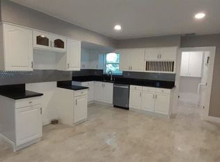 9727R Bear Lake Rd, Apopka, FL 32703